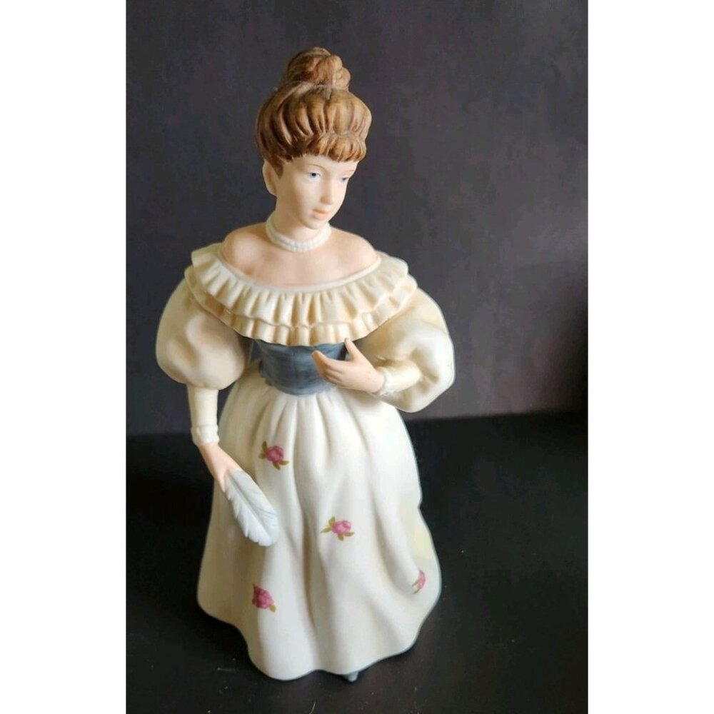Vintage Homco Victorian Lady with Feather Porcelain 8" Figurine #1463 - Nice!!